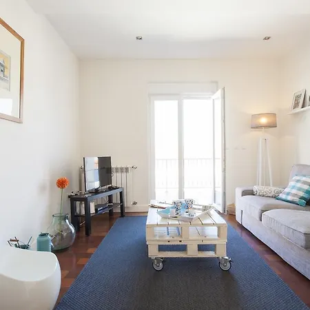 Joivy Joyful 2br With Terrace Nearby Sao Bento Palace Lisbon