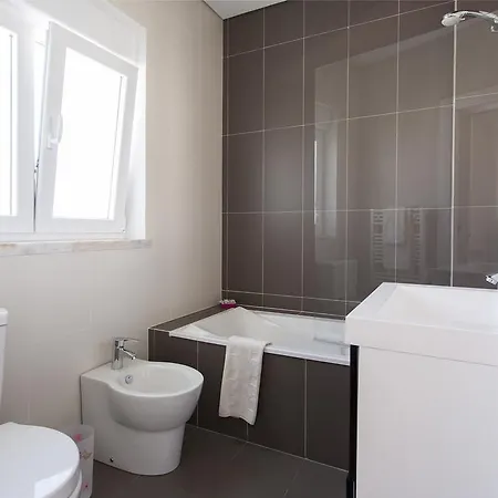 Joivy Joyful 2br With Terrace Nearby Sao Bento Palace Apartment *