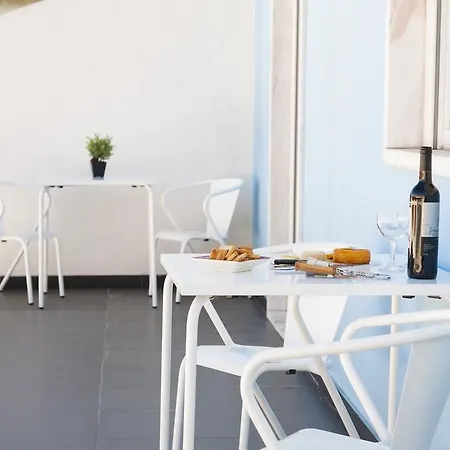 Joivy Joyful 2br With Terrace Nearby Sao Bento Palace * Lisbon
