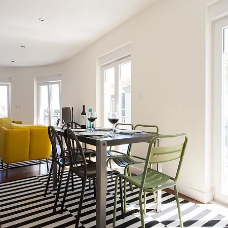 Joivy Joyful 2br With Terrace Nearby Sao Bento Palace Apartment